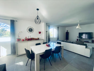 Villa - 175 m² - 6 pièces