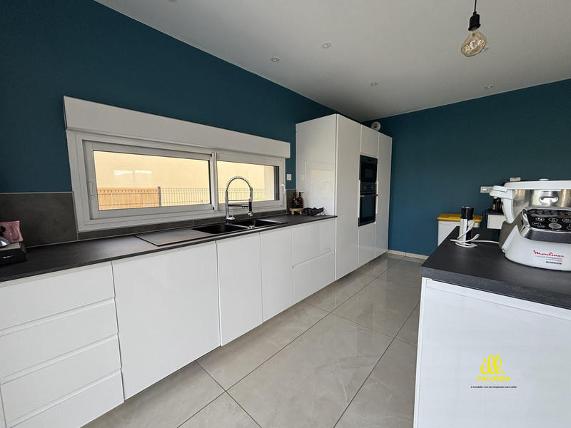 Maison - 245 m² - 6 pièces