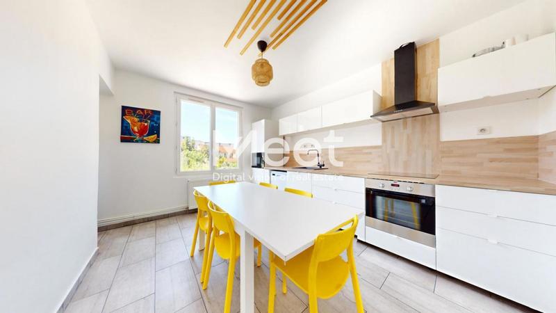 Maison - 115 m² - 5 pièces