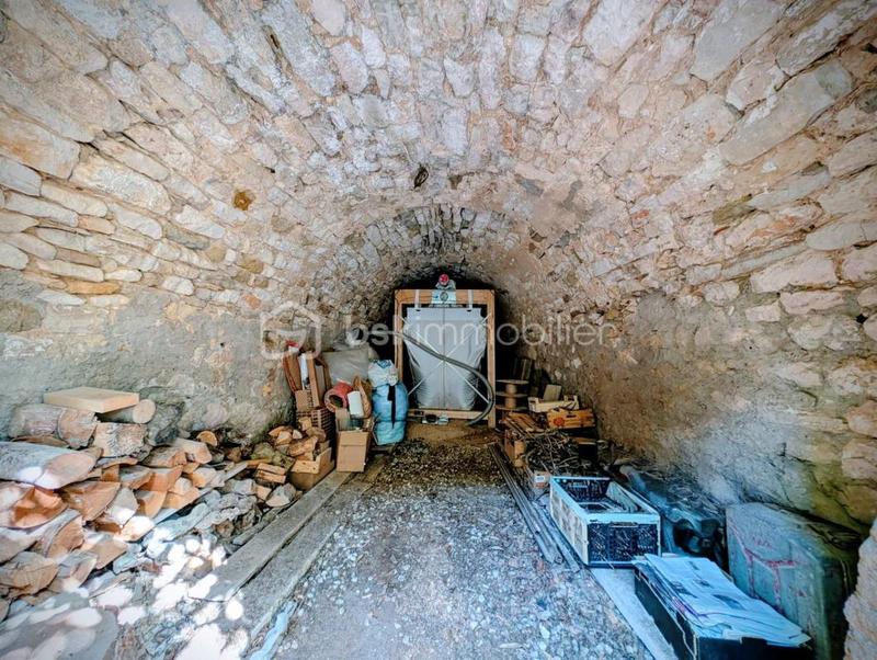 Maison en pierre - 186 m² - 6 pièces