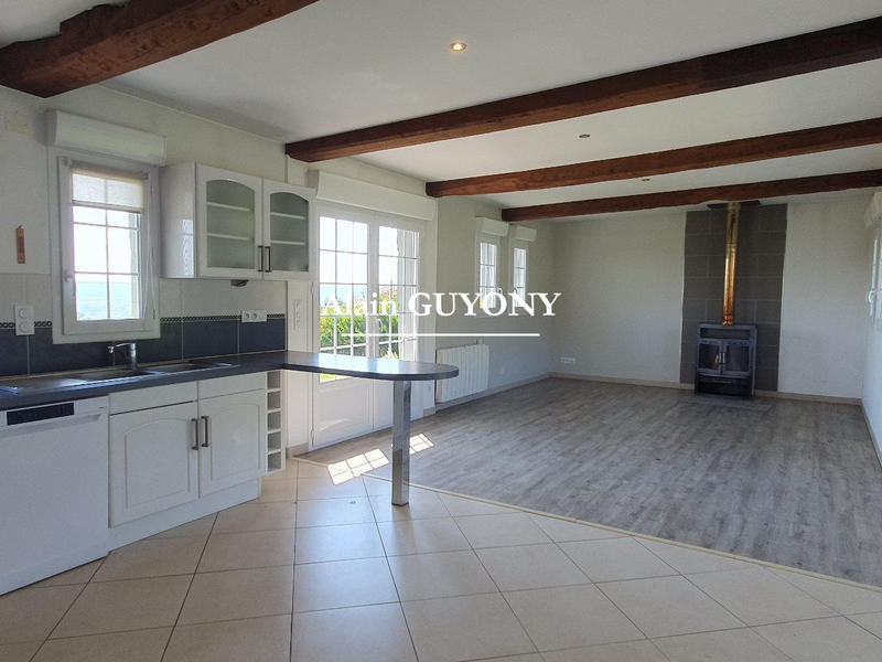 Maison contemporaine - 112 m² - 4 pièces