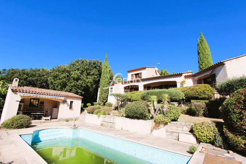 Maison - 130 m² - 4 pièces