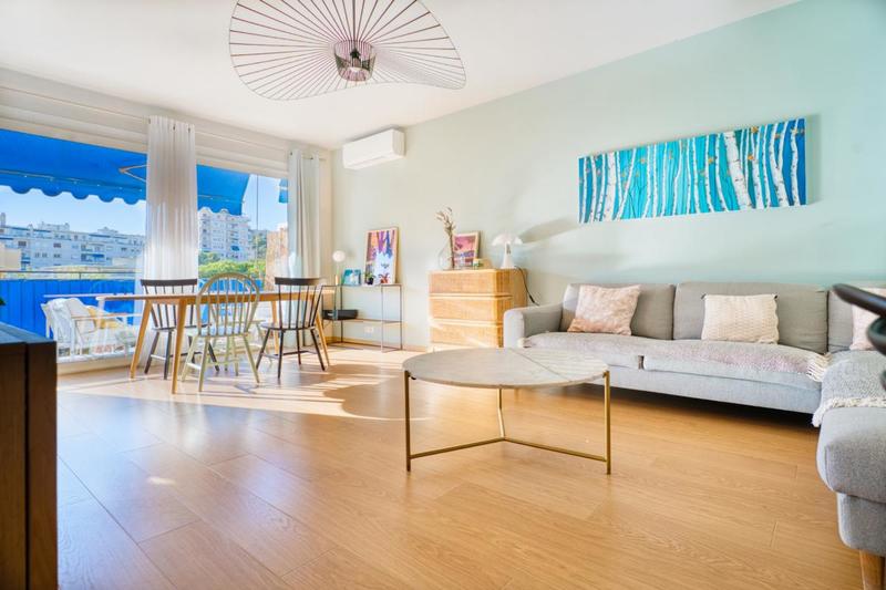 Appartement - 86 m² - 4 pièces