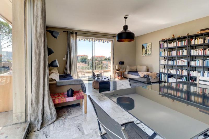 Appartement - 82 m² - 3 pièces