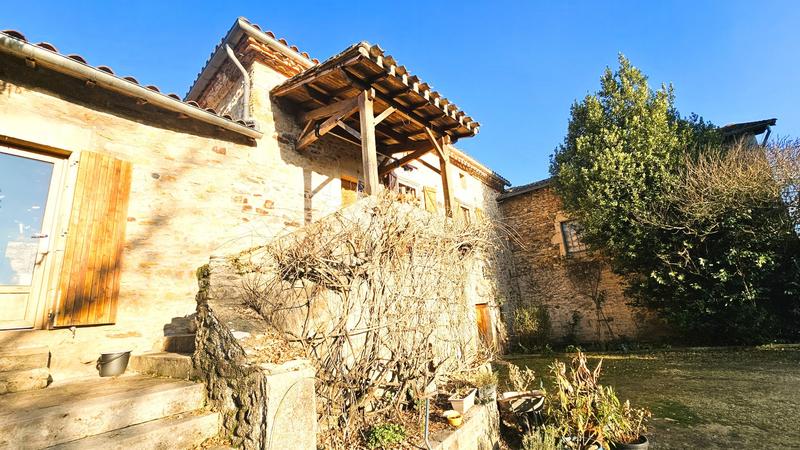 Propriété - 263 m² - 10 pièces