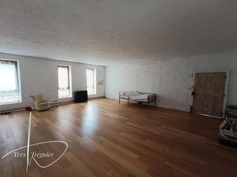 Maison - 406 m² - 7 pièces