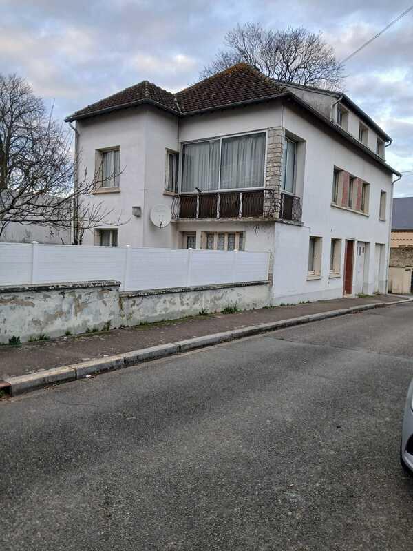 Maison - 138 m² - 7 pièces