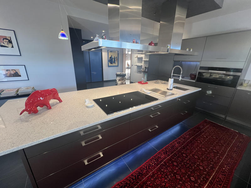 Maison - 680 m² - 19 pièces