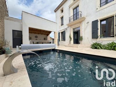 Maison - 240 m² - 7 pièces