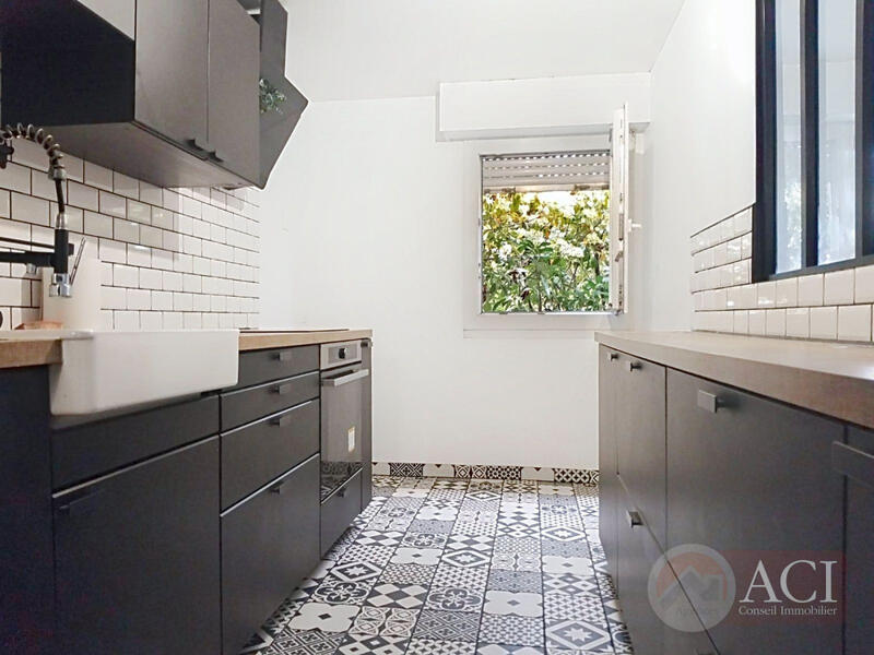 Appartement - 84 m² - 4 pièces