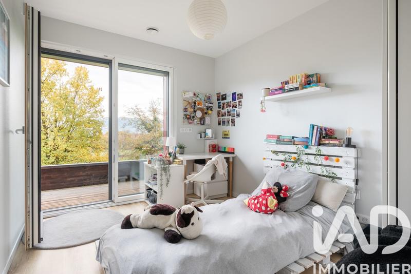 Maison - 156 m² - 8 pièces