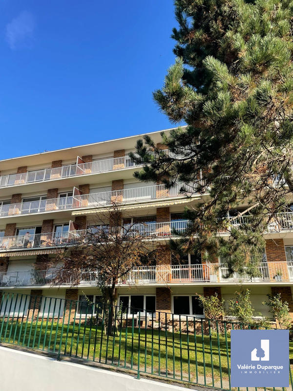 Appartement - 95 m² - 3 pièces