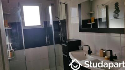 Chambre - 9 m² - 1 pièce