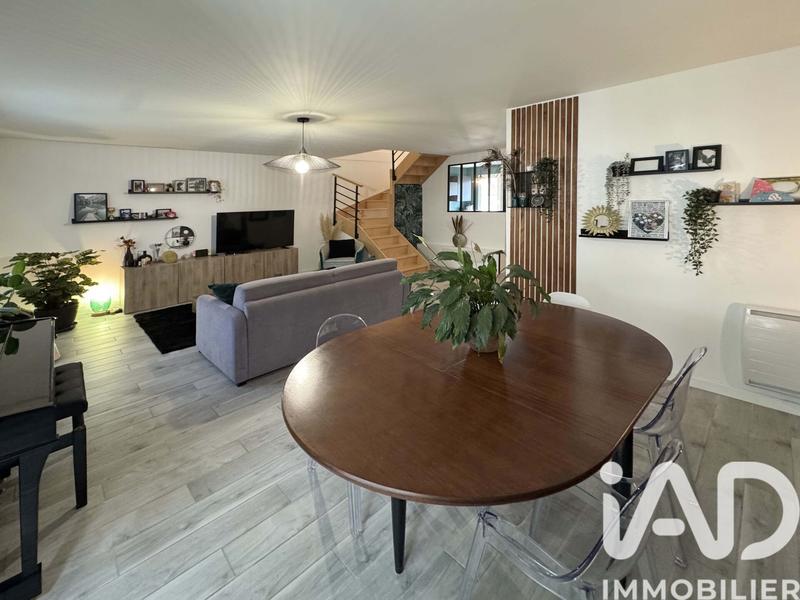 Maison - 84 m² - 5 pièces