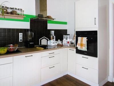 Maison - 258 m² - 8 pièces