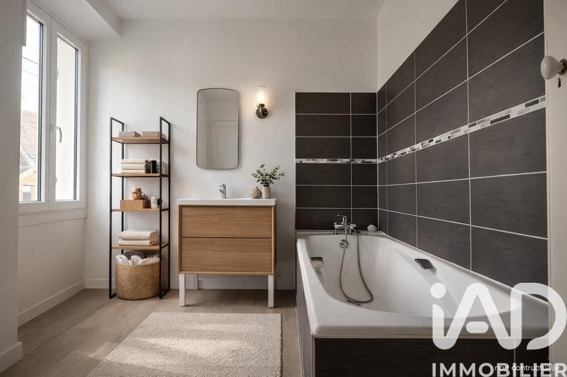 Maison - 172 m² - 8 pièces
