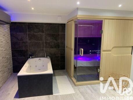 Appartement - 103 m² - 5 pièces