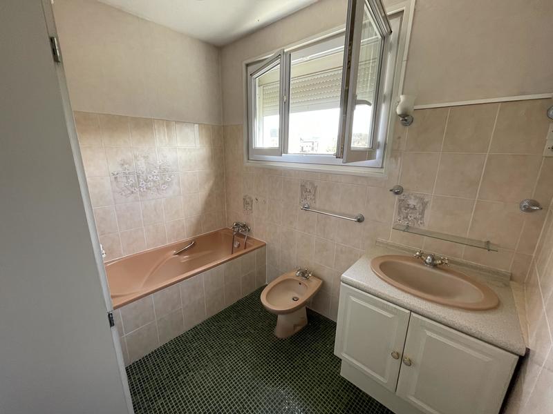 Maison - 93 m² - 6 pièces