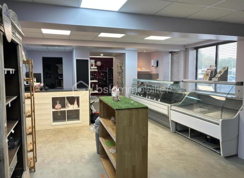 Local commercial - 140 m² - 5 pièces