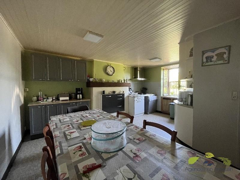 Maison - 161 m² - 6 pièces