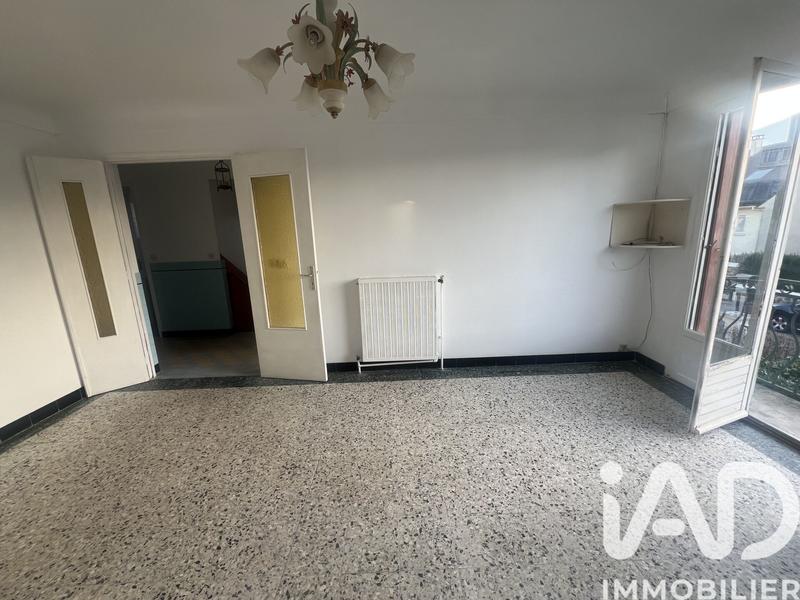 Maison - 111 m² - 5 pièces