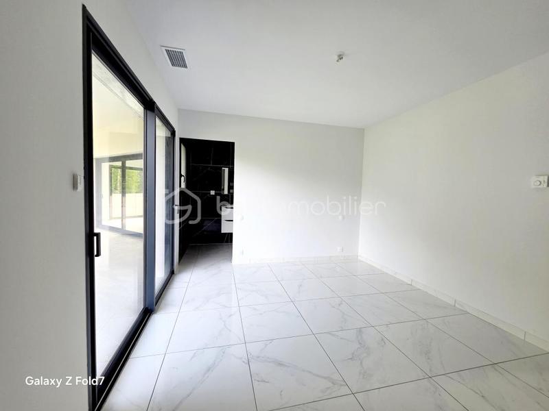 Maison - 144 m² - 5 pièces