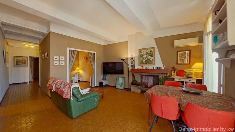 Appartement - 85 m² - 4 pièces