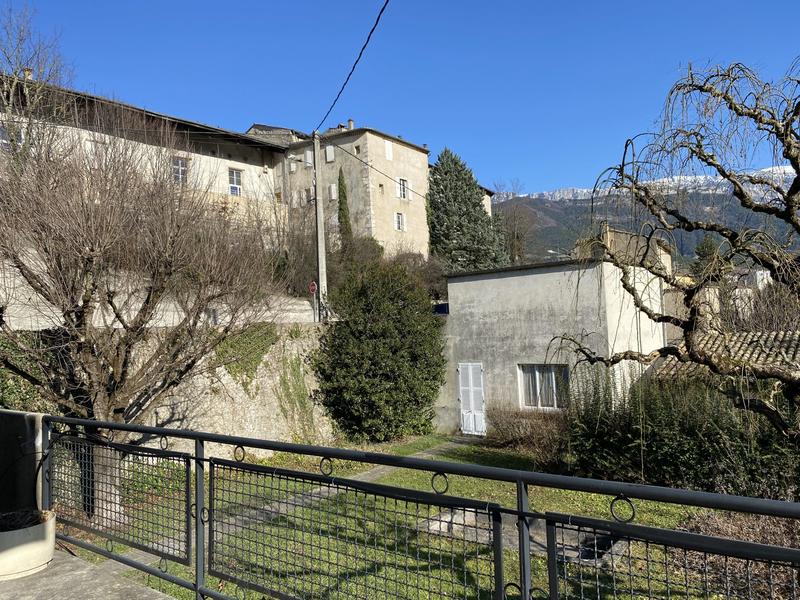 Appartement - 175 m² - 9 pièces