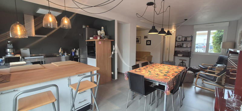 Maison - 85 m² - 4 pièces