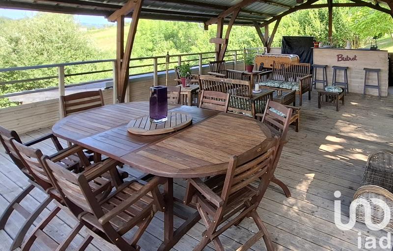 Maison - 462 m² - 10 pièces