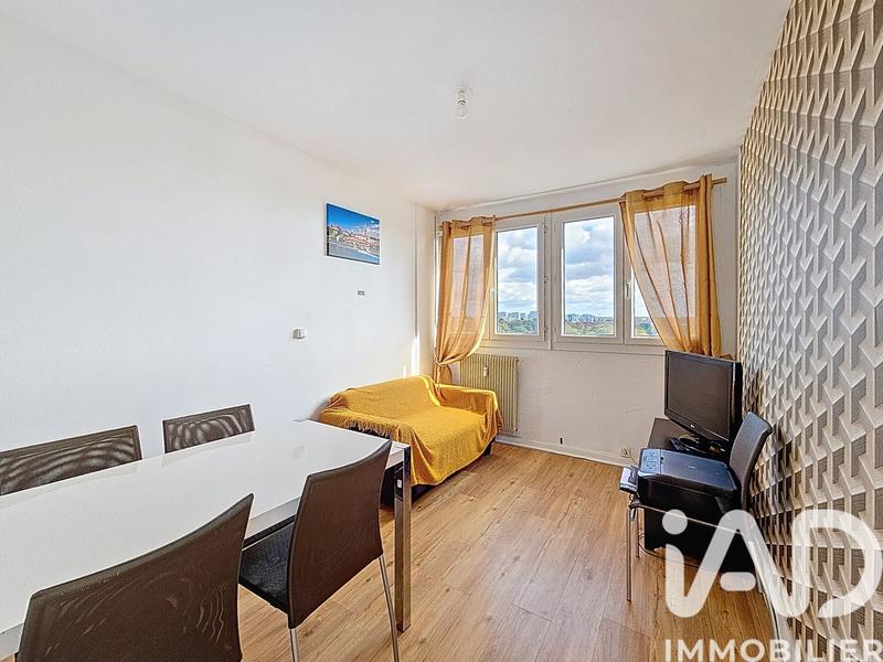 Appartement - 84 m² - 6 pièces