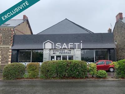 Local commercial - 830 m² - 2 pièces