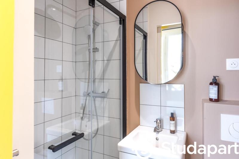 Chambre - 14 m² - 1 pièce