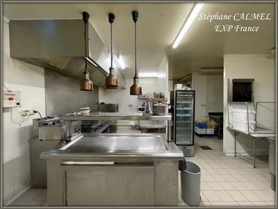 Fonds de commerce - 241 m²