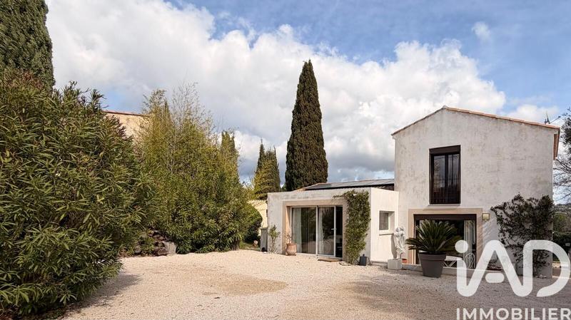 Maison - 140 m² - 6 pièces