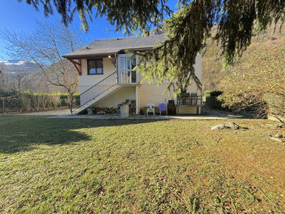 Maison - 92 m² - 5 pièces