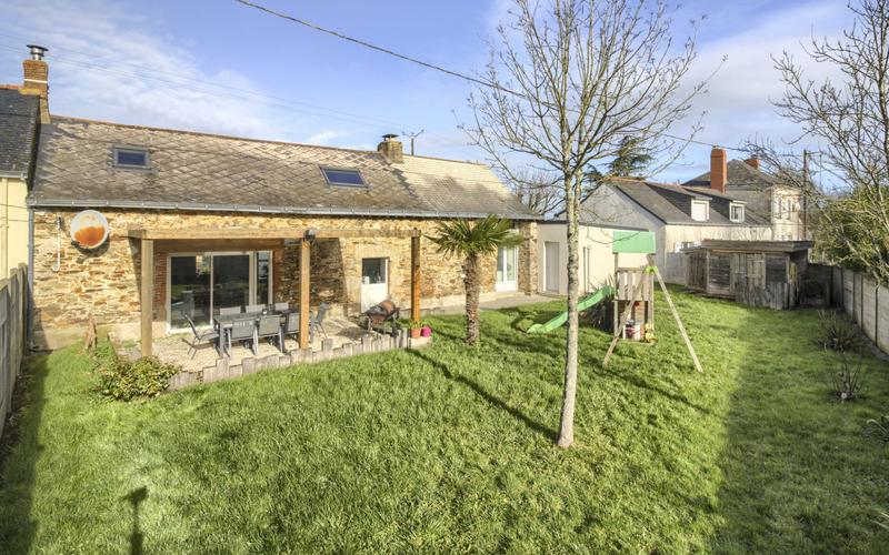 Maison - 104 m² - 4 pièces