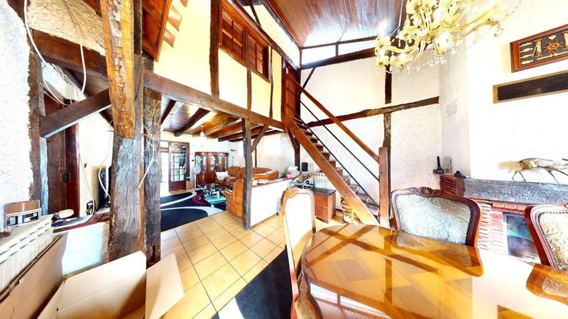 Maison - 170 m² - 6 pièces