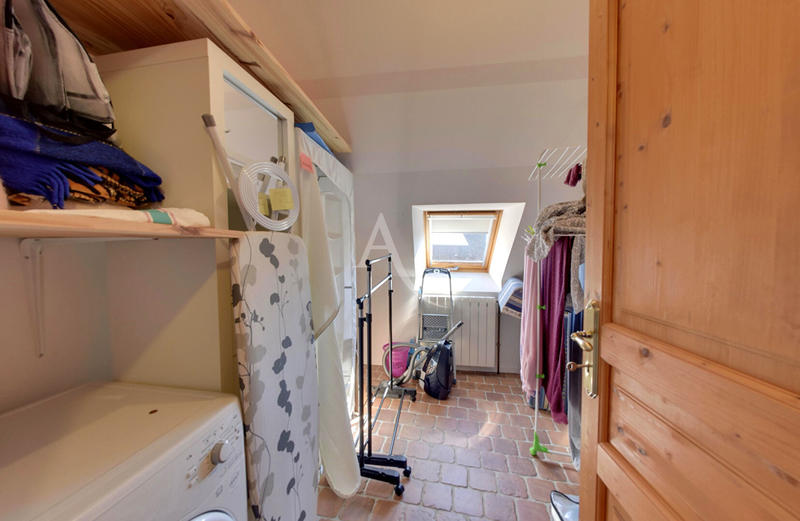 Maison - 188 m² - 8 pièces