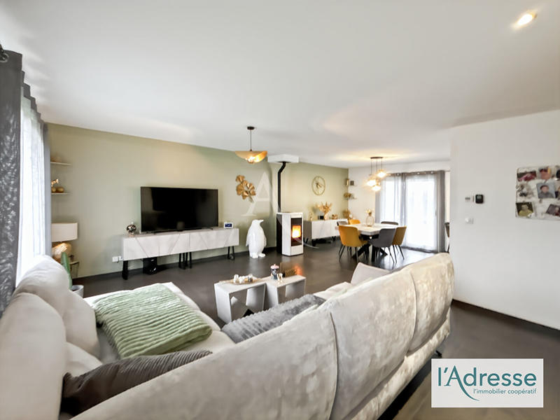 Maison - 105 m² - 5 pièces