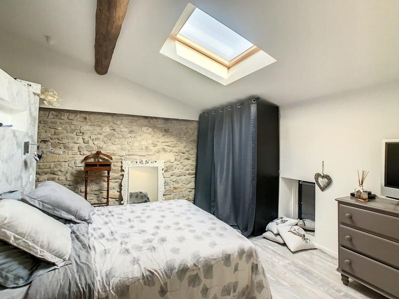 Maison - 467 m² - 10 pièces