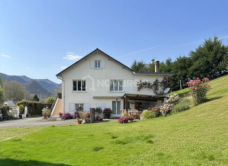 Maison - 187 m² - 5 pièces