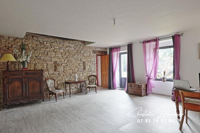 Longère - 169 m² - 6 pièces