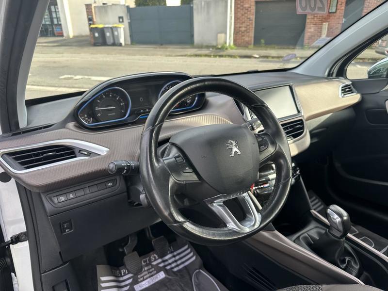 Peugeot 2008 Allure 1.2 Essence 82cv Bvm6