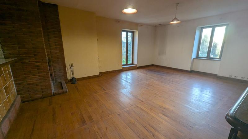 Maison - 327 m² - 10 pièces