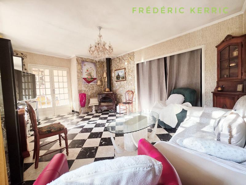 Maison - 175 m² - 8 pièces