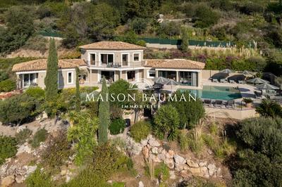 Villa - 300 m² - 8 pièces