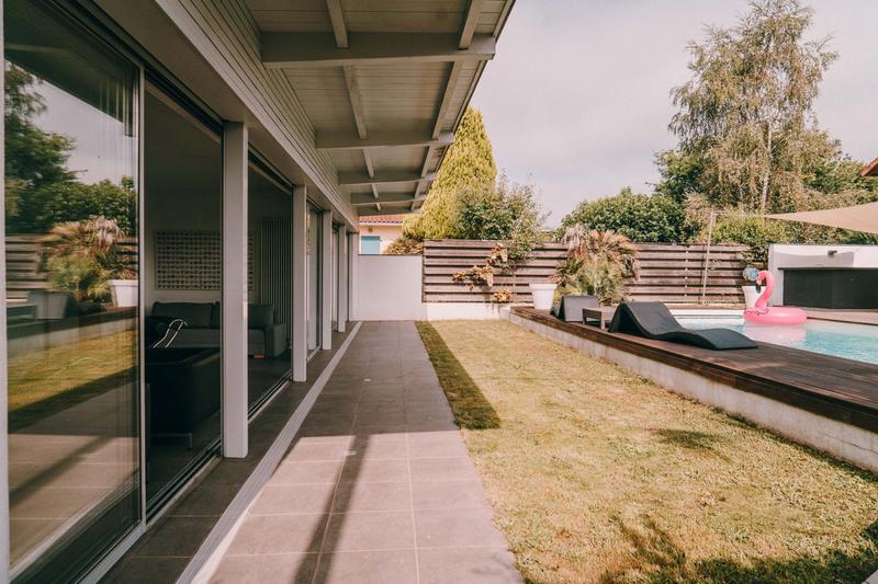 Villa - 239 m² - 7 pièces