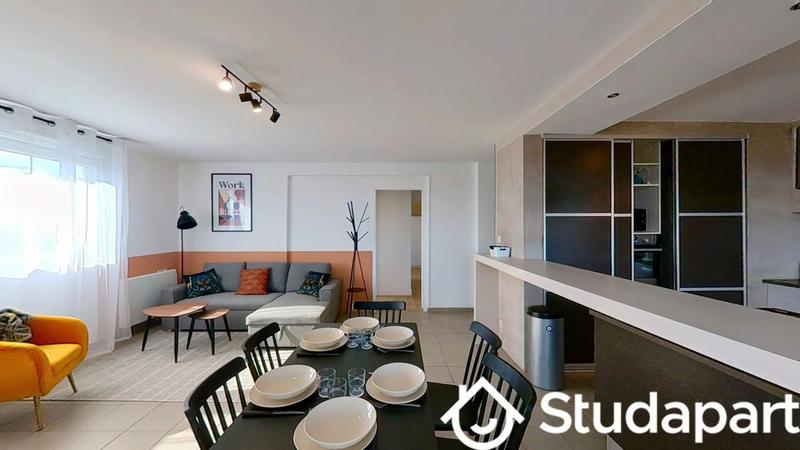 Chambre - 13 m² - 1 pièce