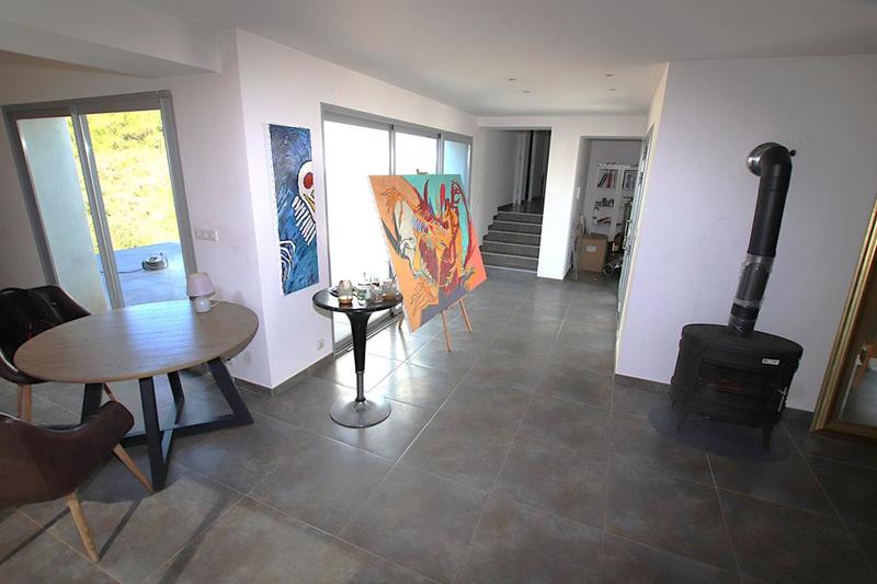 Villa - 300 m² - 8 pièces